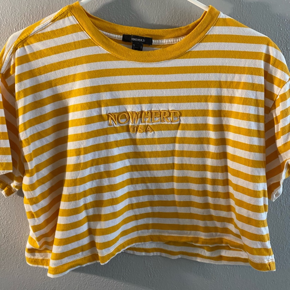Nowhere USA crop top